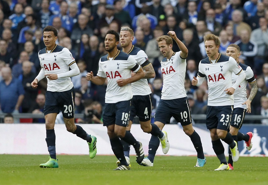 Tottenham Hotspur làm nóng các cuộc cá cược bóng đá khi tiếp tục đe doạ giành lấy vị trí dẫn đầu Ngoại hạng Anh của Chelsea