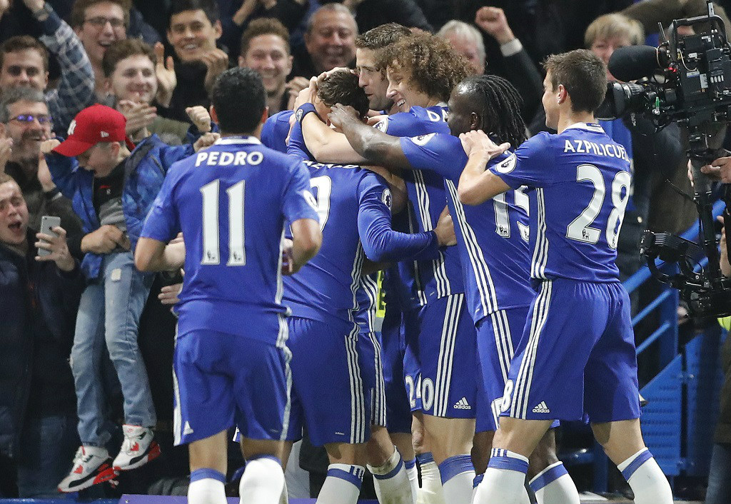 Football betting fans of Chelsea are overjoyed as the Blues are certainly getting the Premier League title this season