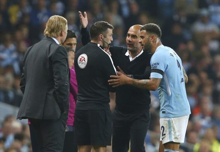 Manchester City dengan sepuluh pemain telah membuat taruhan online menjadi seru setelah gol penyama kedudukan yang mereka cetak atas Everton