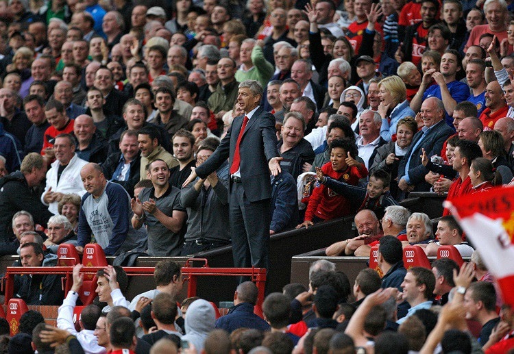 Hãy cá cược trên mạng ngay bây giờ khi Arsenal di chuyển đến Old Trafford để gặp Man United.