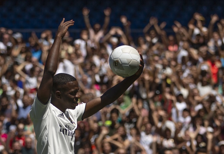 Vinícius Júnior ( Flamengo sang Real Madrid 45 triệu Euro)