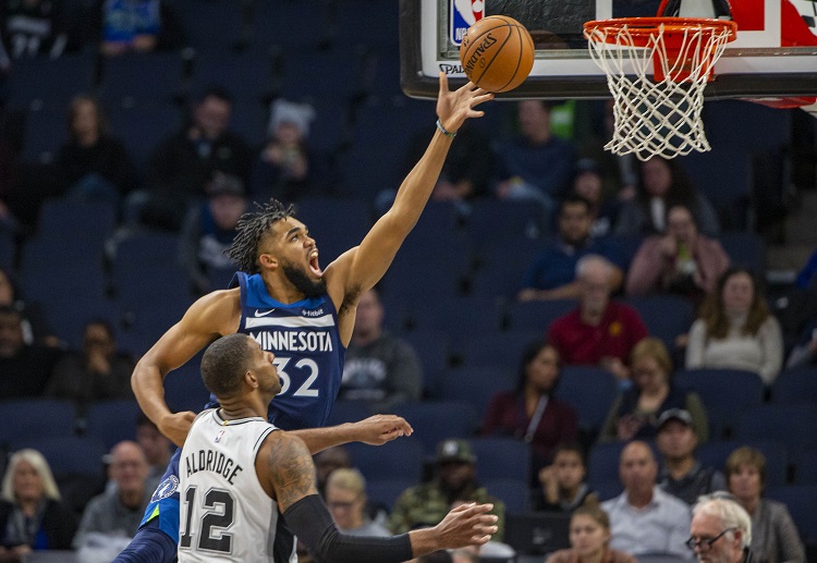 NBA 马刺的复盘图片