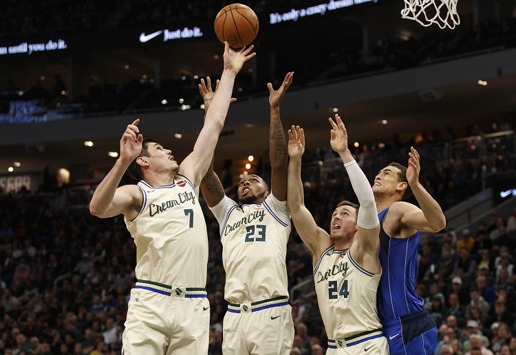 NBA雄鹿的复盘图片