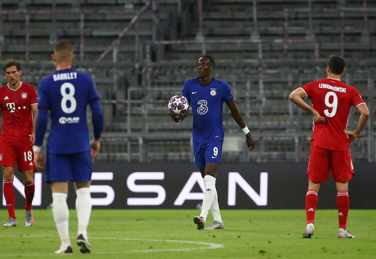 欧足联 切尔西 的埃莫森获得黄牌