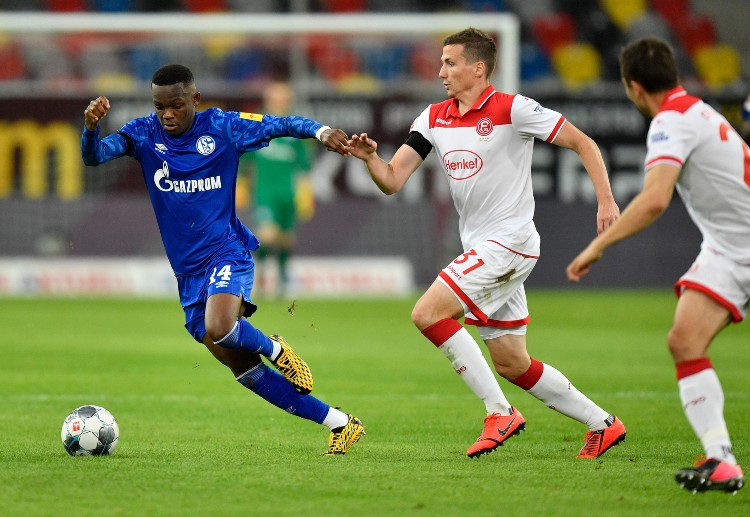 德甲沙尔克04鲁迪的赛场动态