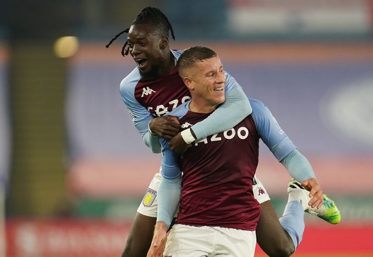 英超 阿斯顿维拉 的奥利•瓦特金斯的行动瞬间