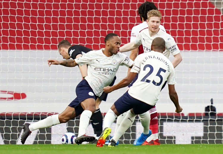 英超 曼城 的费尔南迪尼奥的行动瞬间