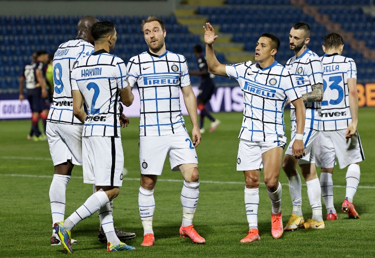 ကံကောင်းချင်တော့ စီးရီးအေ အမှတ်ပေးဇယား ဒုတိယနေရာက အတ္တလန္တာတို့ ဆာဆူအိုလိုနဲ့ သရေကျသွားခဲ့လို့ အင်တာမီလန်တို့ အခုတစ်ပတ်မှာပဲ ချန်ပီယံ ဖြစ်သွားခဲ့တာပါ။