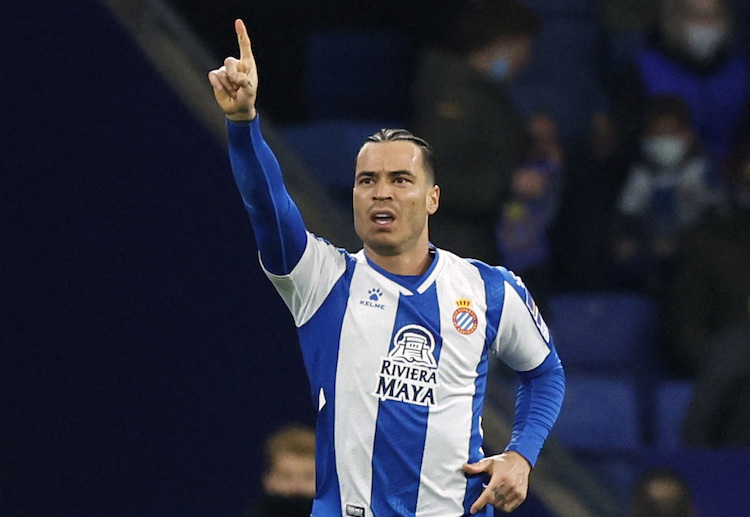 Raul de Tomas scored a goal for Espanyol during their La Liga match against Barcelona