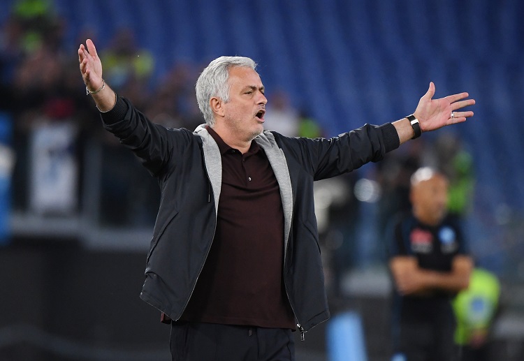 Targetkan gelar Serie A musim depan, Jose Mourinho ingin datangkan Dybala