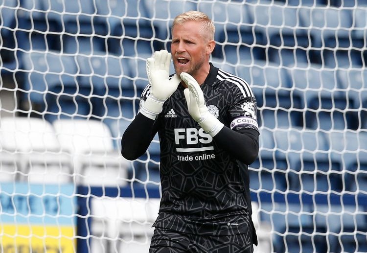 Veteran goalkeeper Kasper Schmeichel is joining Ligue 1 side Nice ahead of the new season