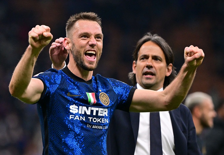 Milan Skriniar thi đấu ở Serie A trong màu áo Inter Milan