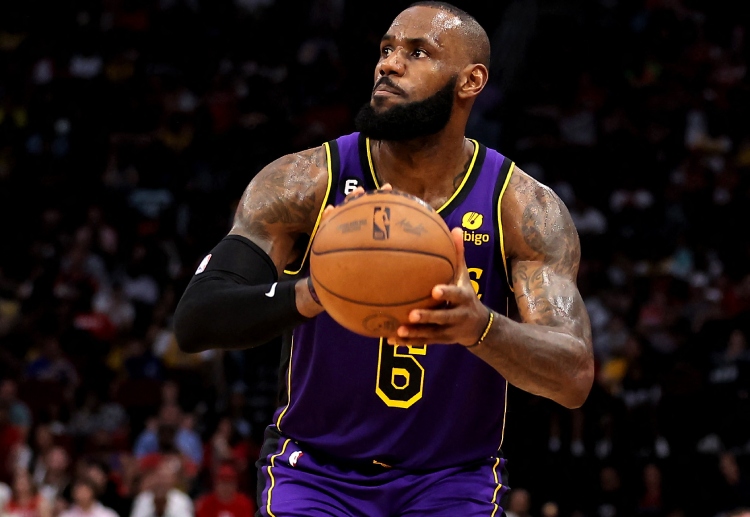 NBA: LeBron James tin tưởng LA Lakers vẫn có khả năng cạnh tranh danh hiệu vô địch