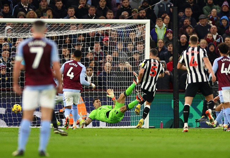 Skor akhir Premier League: Aston Villa 1-3 Newcastle United