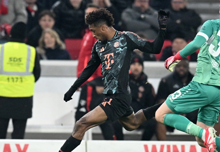 ကိုမန်ကတော့ဘွန်ဒက်စ်လီဂါကလပ်မှာ၁၀စုနှစ်တစ်ခုအကြာဖြတ်သန်းထားပြီးပြိုင်ပွဲစုံ၂၇၁ပွဲကစားကာ၆၂ဂိုးသွင်းယူထားပါတယ်။