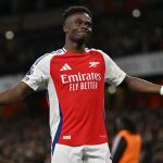 ဆာကာဟာ အာဆင်နယ် အတွက် ပရီးမီးယားလိဂ် အပါအဝင် ပြိုင်ပွဲစုံ ၂၅၃ ပွဲ ကစားထားပြီးတော့ ၆၈ ဂိုး သွင်းယူကာ ဂိုးဖန်တီးမှု ၆၄ ကြိမ် ပြုလုပ်ထားပါတယ်။