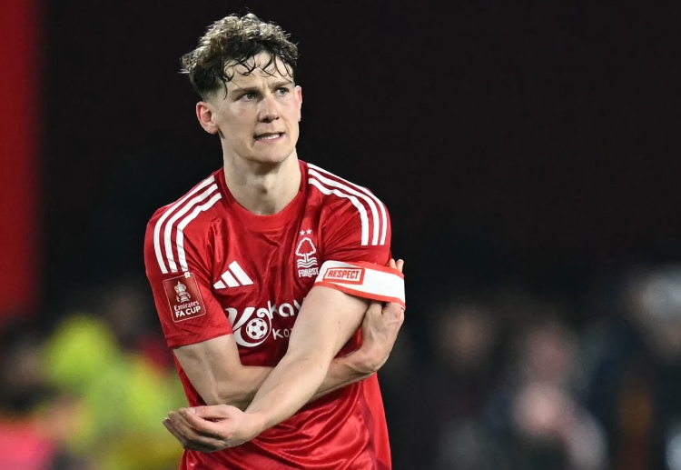 英足总杯 因黄牌停赛,瑞安·耶茨和尼科·威廉姆斯缺席,防线薄弱。