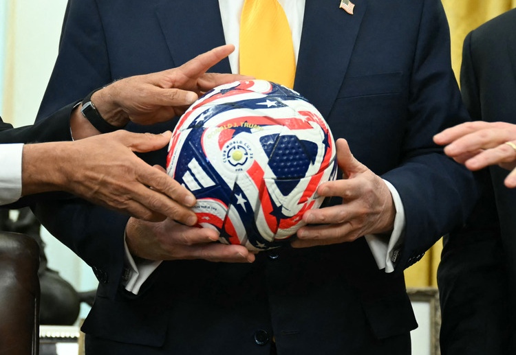Adidas jadi pemasok bola resmi Piala Dunia Antarklub FIFA 2025