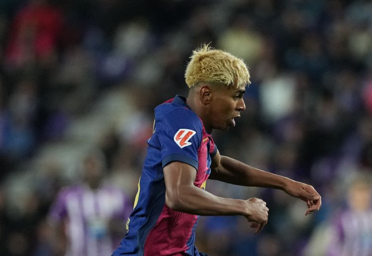 欧冠联赛 亚马尔首回合世界波，本赛季欧冠5球创青年新高。