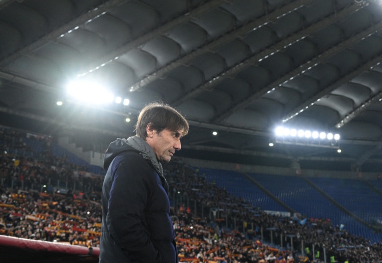 ဒါ့အပြင် နာပိုလီက ပြီးခဲ့တဲ့ ၂၀၂၃-၂၀၂၄ ဘောလုံးရာသီ စီးရီးအေမှာ အဆင့် ၁၀ နေရာသာ ရရှိခဲ့ပြီးတော့ ဒီရာသီမှာ စီးရီးအေ ချန်ပီယံဆု ရရှိခဲ့တာ ဖြစ်ပါတယ်။