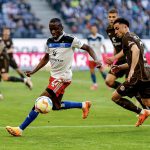 Jean-Luc Dompe là cầu thủ quan trọng giúp Hamburg thăng hạng Bundesliga