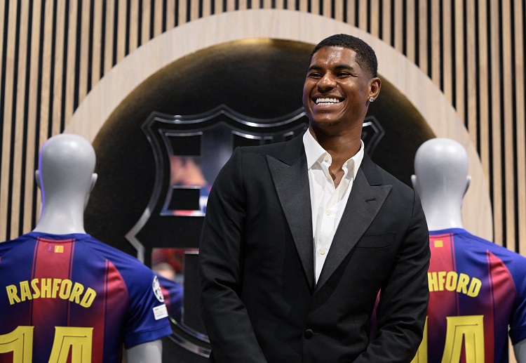 လာလီဂါ လက်ရှိ ချန်ပီယံ ဘာစီလိုနာဟာ အသက် ၂၇ နှစ် အရွယ် ယူနိုက်တက် တောင်ပံ တိုက်စစ် ကစားသမားကို တစ်ရာသီ အငှားနဲ့ ခေါ်ယူခဲ့တာ ဖြစ်ပါတယ်။