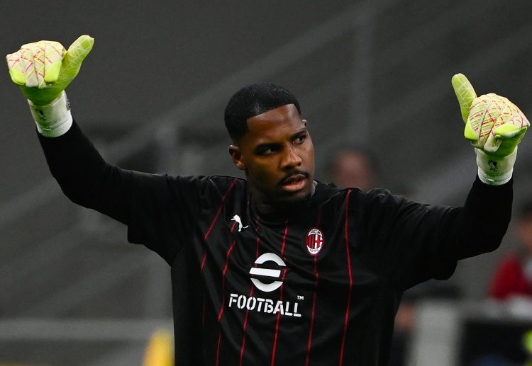 အေစီမီလန် ဂိုးသမား မိုက်ခ် မိုက်ဂ်နန် ကတော့ ပရီးမီးယားလိဂ် ကလပ် ချဲလ်ဆီးရဲ့ ပစ်မှတ် အဖြစ် ဆက်လက် ရပ်တည်နေကြောင်း TBR Football က ဖော်ပြခဲ့ပါတယ်။