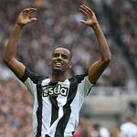 အလက်ဇန္တား အိဆက်ခ်ဟာ ပြီးခဲ့တဲ့ ဘောလုံး ရာသီက နယူးကာဆယ် အတွက် ပရီးမီးယားလိဂ် အပါအဝင် ပြိုင်ပွဲစုံ ၄၂ ပွဲ ကစားပြီး ၂၇ ဂိုး အထိ သွင်းယူခဲ့သလို ဂိုးဖန်တီးမှု ၆ ကြိမ် ပြုလုပ်ပေးနိုင်ခဲ့ပါတယ်။