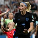 欧锦赛 英格兰女足凭借凯莉的绝杀进球，以2比1力克意大利，晋级决赛。