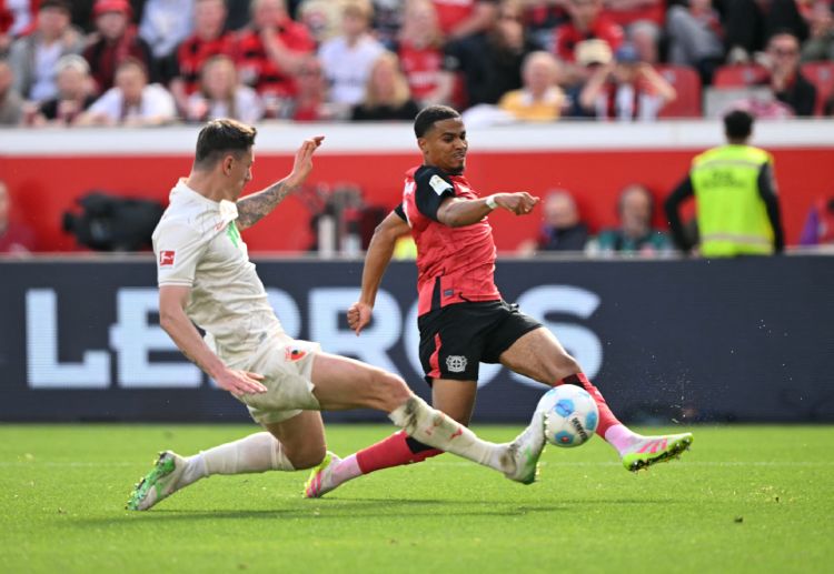 ဘုန်းမောက် ကတော့ ပရီးမီးယားလိဂ် အဖွင့် ပွဲစဉ် အဖြစ် လစ်ဗာပူးလ်နဲ့ ကစားထားရာ မှာတော့ ၄-၂ ရလဒ်နဲ့ ရှုံးနိမ့်ထားခဲ့ပါတယ်။