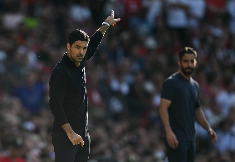 미켈 아르테타 감독은 아스널이 프리미어리그 리버풀 원정 경기를 준비하는 상황에서 부상 걱정에 대처하고 있다.