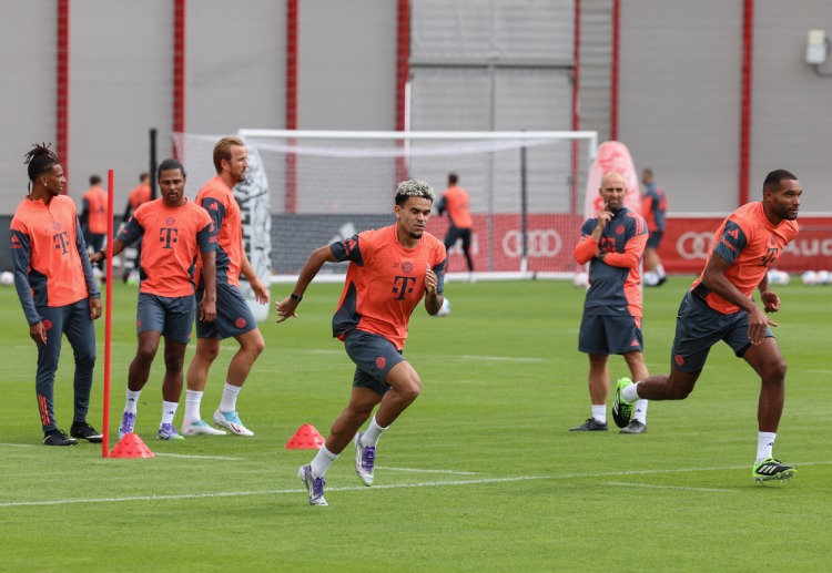 အသက် ၂၈ နှစ် အရွယ် လူးဝစ္စ ဒီးယက်ဇ်က ဒီနွေရာသီမှာ လစ်ဗာပူးလ် ကနေ ဘွန်ဒက်စ်လီဂါ ချန်ပီယံ အသင်းဆီကို ယူရို ၇၅ သန်း (ပေါင် ၆၅.၅ သန်း) နဲ့ ပြောင်းရွှေ့ခဲ့သူ ဖြစ်ပါတယ်။