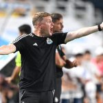 友谊赛 纽卡斯尔季前热身赛成绩欠佳，主帅埃迪·豪的压力增加。