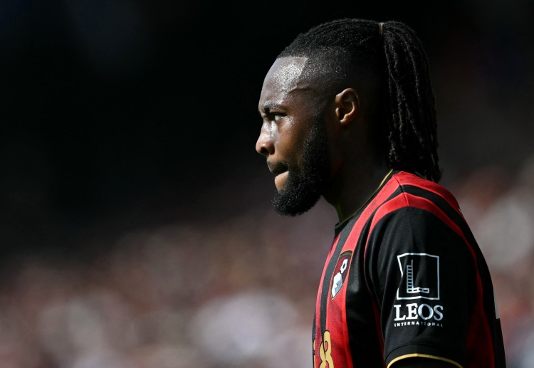 ဘုန်းမောက် ကတော့ ပရီးမီးယားလိဂ် အဖွင့်ပွဲစဉ်မှာ လစ်ဗာပူးလ်ကို ရှုံးနိမ့်ခဲ့ပြီး နောက်ပြီး တောက်လျောက် နိုင်ပွဲဆက်နေပါတယ်။