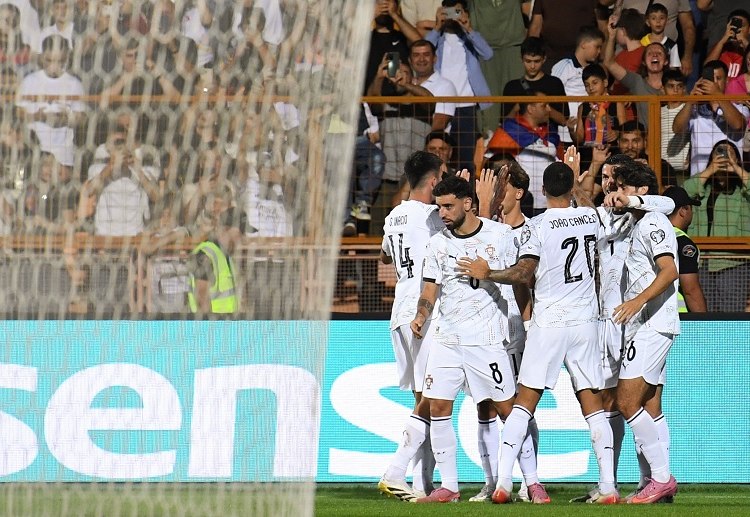 ကမ္ဘာ့ဖလား ခြေစစ်ပွဲတွေမှာ သွင်းဂိုး အများဆုံး စံချိန်တင်ထားသူ ကတော့ ဂွါတီမာလာ ကစားသမား ကားလို့စ် ရုအစ်ဇ် ဖြစ်ပြီး ၃၉ ဂိုး သွင်းယူထားခဲ့ပါတယ်။