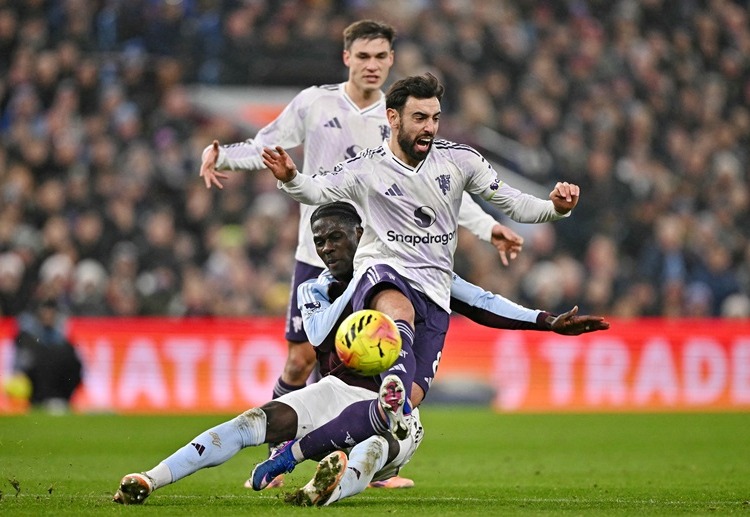 英超联赛 曼联队长布鲁诺·费尔南德斯疑似遭遇腿筋伤情,下半场未能继续出战。