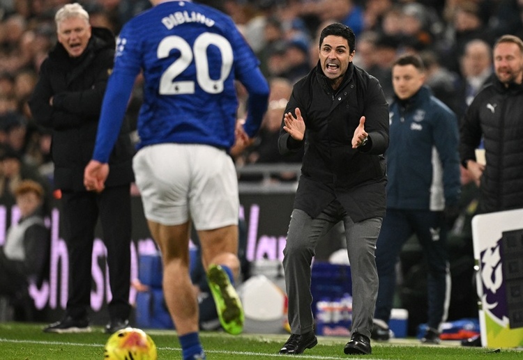 တစ်ဖက် မှာလည်း မန်စီးတီး ကတော့ နယူးကာဆယ်နဲ့ ကစားရဖို့ ရှိနေတာကြောင့် ဒီနှစ် ခရာဘောင်ဖလား ကတော့ ရင်ခုန်စရာ အပြည့်နဲ့ ရှိနေခဲ့လို့ ဆိုရမှာ ဖြစ်ပါတယ်။