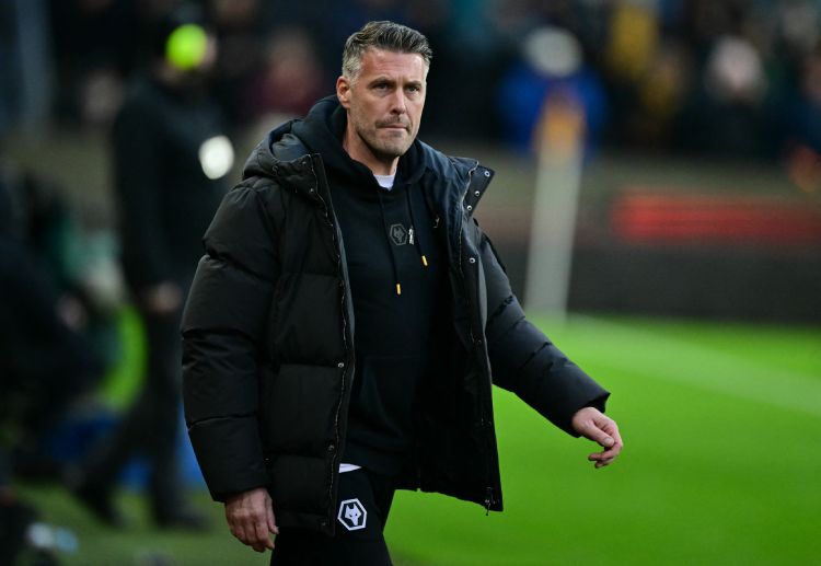 英超联赛  自埃德华兹接手以来，狼队持续低迷，成为英超垫底球队。