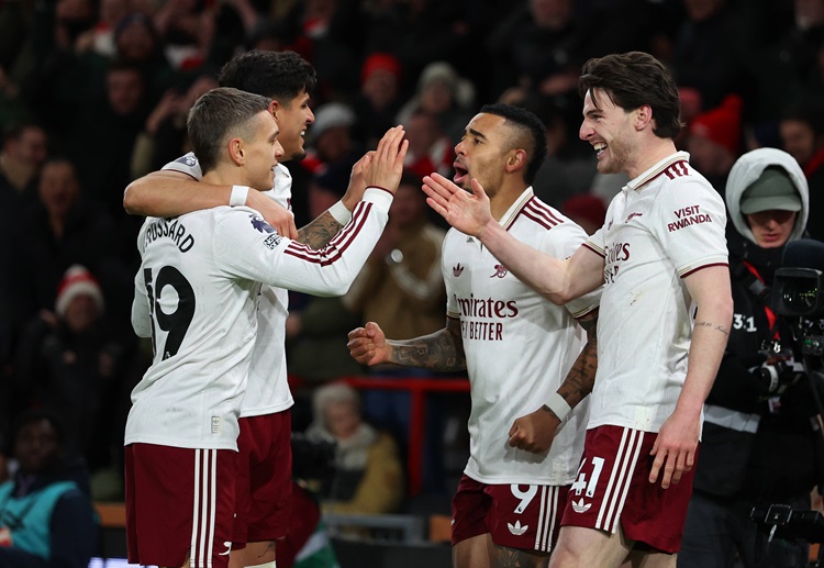 Opta စူပါကွန်ပြူတာရဲ့ တွက်ချက်မှုအရလည်း အာဆင်နယ်ဟာ ပရီးမီးယားလိဂ် ချန်ပီယံ ဖြစ်ဖို့ ၈၁.၇ ရာခိုင်နှုန်း အထိ အခွင့်အရေး ရှိနေဆဲ ဖြစ်ပါတယ်။