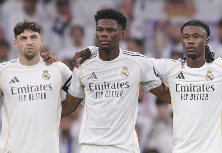 ရီးရဲလ်မက်ဒရစ် ကွင်းလယ်လူ အောရီလီယန် ချူအာမန်နီကို ခေါ်ယူဖို့ အတွက် ပရီးမီးယားလိဂ် ကလပ် နှစ်သင်းက အပြိုင်အဆိုင် ကြိုးပမ်းနေကြပါတယ်။