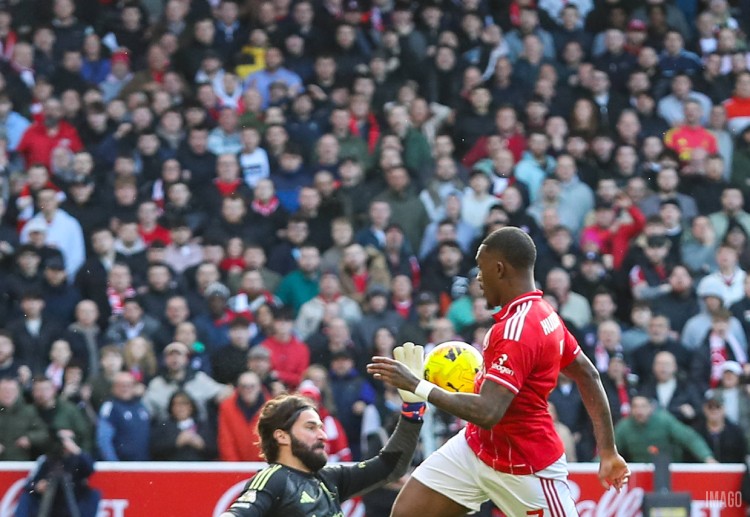 英超联赛 比赛中,奥多伊曾单刀挑射,但被阿利森神勇封出。