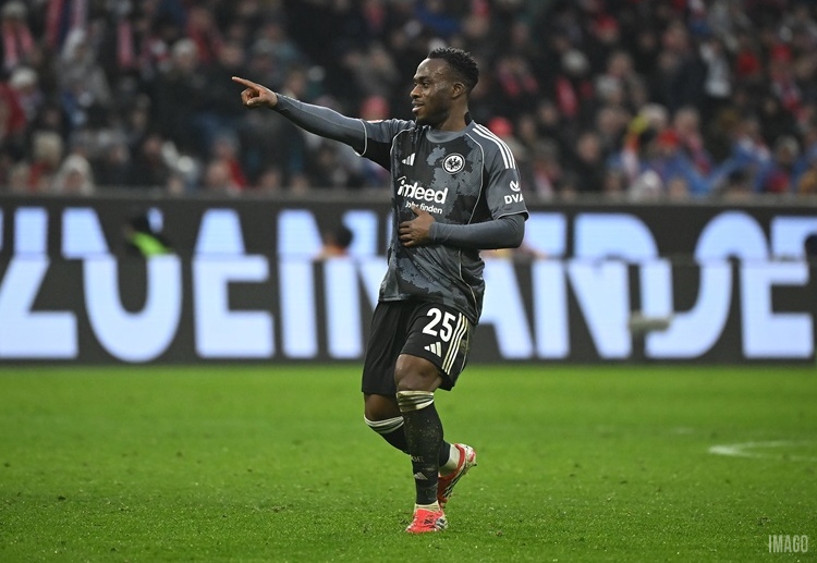 德甲联赛 法兰克福凭借博卡特与卡利穆恩多的进球,将比分顽强追至2比3。