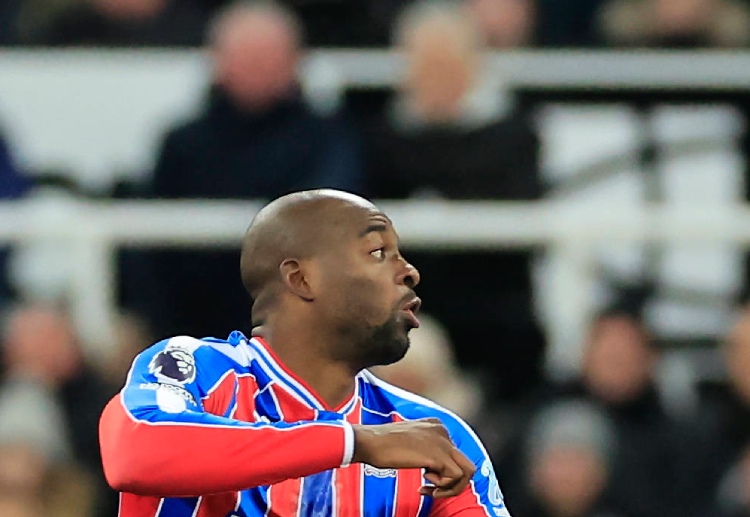 လာဆင်ဟာ ဝုဗ်အတွက် ဒီရာသီ ၆ ဂိုး သွင်းထားပေမယ့် ပရီးမီးယားလိဂ် မှာတော့ ၁ ဂိုးသာ သွင်းထားနိုင်ပါသေးတယ်။