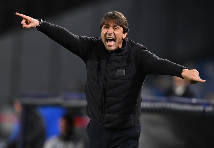 나폴리는 다가오는 주말 경기에서 AS 로마를 꺾고 세리에A 3연승을 노리고 있다.