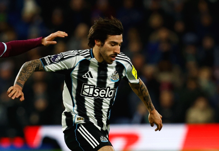 အာဆင်နယ် အတွက် ကလည်း ပရီးမီးယားလိဂ် အပါအဝင် သူတို့ မျှော်လင့်ထားတဲ့ ချန်ပီယံဆုတွေ အတွက် ကစားသမား အင်အား တောင့်တင်းဖို့က အရေးကြီးနေဆဲ ဖြစ်ပါတယ်။