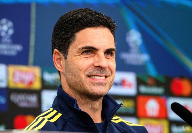 ဂွါဒီယိုလာ အင်္ဂလန် ပရီးမီးယားလိဂ် ကို ရောက်ကတည်းက ကွန်မြူနတီဒိုင်းရဲ့ အရေးပါမှု အပေါ် အမြဲတမ်း အငြင်းပွားစရာ ဖြစ်ခဲ့ပါတယ်။