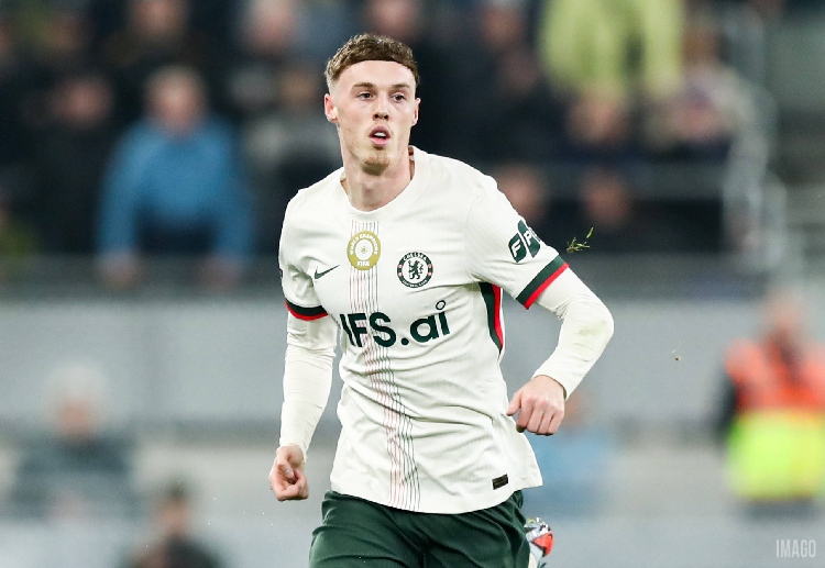 ပါးလ်မားရဲ့ နေရာမှာ အစားထိုးဖို့ ပရီးမီးယားလိဂ် ကလပ်က ကိုမိုရဲ့ ကွင်းလယ် ဖန်တီးရှင် နီကို ပက်ဇ်ကို အသည်းအသန် စိတ်ဝင်စားနေပါတယ်။