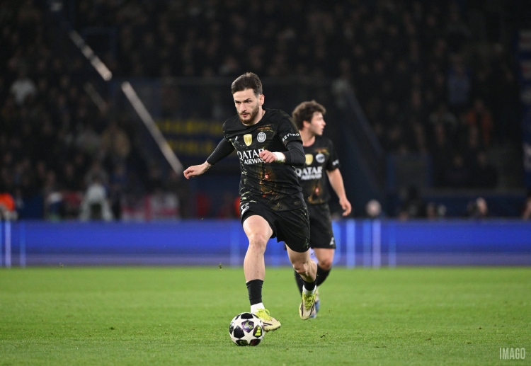 တချို့သော အိပ်မက် အပြောင်းအရွှေ့တွေဟာ အိပ်မက်သက်သက်သာ ဖြစ်နိုင်ပေမယ့် ဂျော်ဂျီယာသာ ပရီးမီးယားလိဂ်ကို ပြောင်းလာဖို့ ကတော့ လုံးဝမဖြစ်နိုင်တာမျိုး မဟုတ်ပါဘူး။