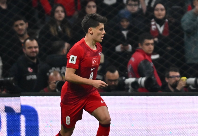 ပရီးမီးယားလိဂ် ထိပ်သီး တို့ဟာ နွေရာသီမှာ အပြီးသတ် ခေါ်ချင်ပေမဲ့ ဂူလာ ကတော့ မက်ဒရစ် ကနေ ထွက်ခွာဖို့ ဆန္ဒမရှိကြောင်း တုန့်ပြန်ထားပါတယ်။