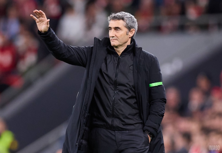 Athletic Bilbao aim to keep their European dreams alive as they travel to face a wounded Atletico Madrid